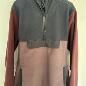 Mountain Hardwear maroon and Gray Fleece hoodie